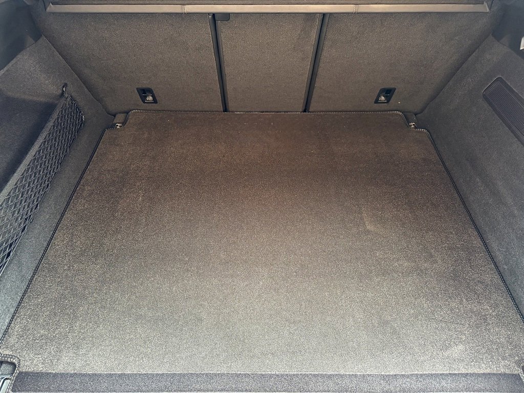 Certified 2025 Porsche Cayenne Turbo GT image 29