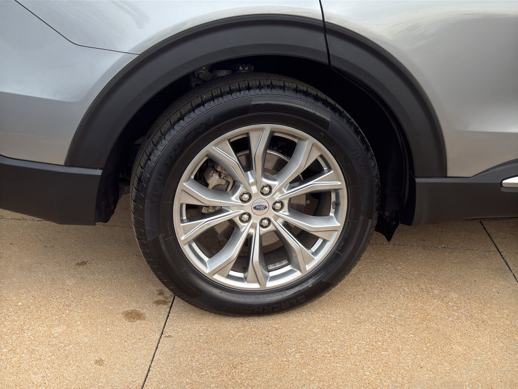 Used 2021 Ford Explorer Limited w/ Equipment Group 301A image 6