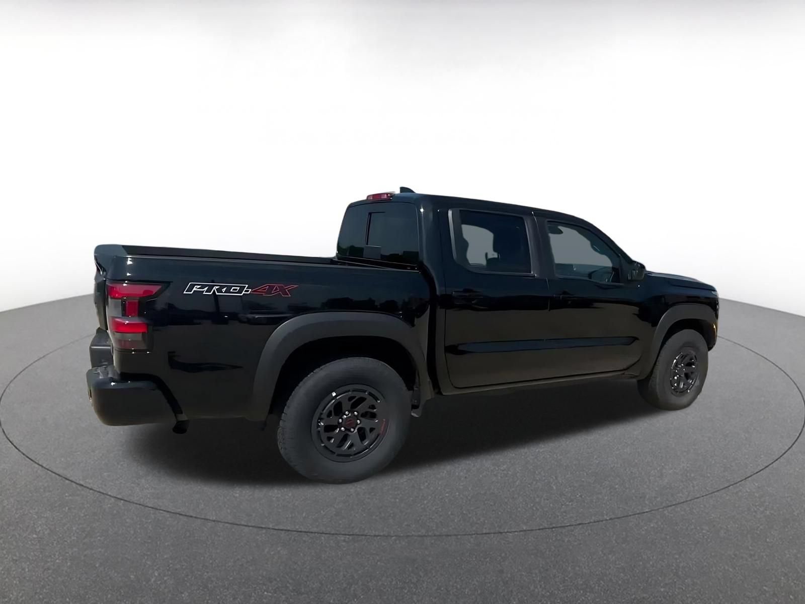 Used 2026 Nissan Frontier PRO-4X AWD/4WD image 14