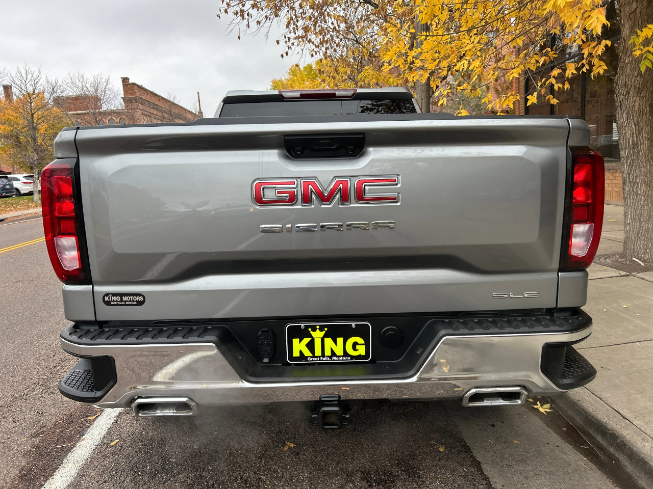 Used 2023 GMC Sierra 1500 SLE w/ X31 Off-Road Package image 4