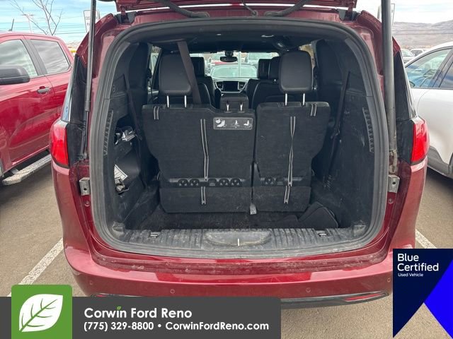 Used 2020 Chrysler Pacifica Touring-L image 19