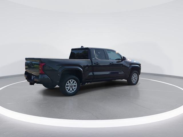 Used 2024 Toyota Tacoma SR5 AWD/4WD image 8