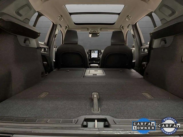 Used 2025 Volvo XC40 B5 Plus image 88