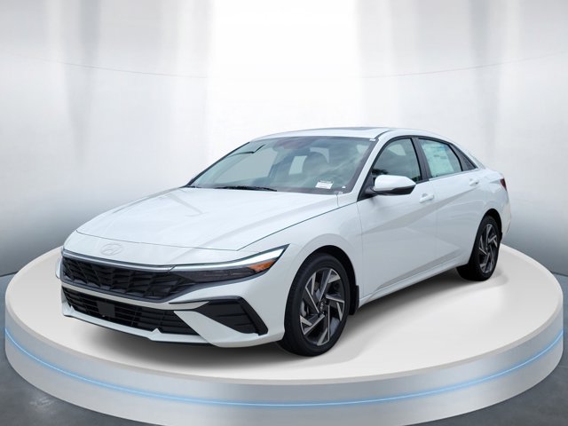 New 2026 Hyundai Elantra Limited FWD image 2