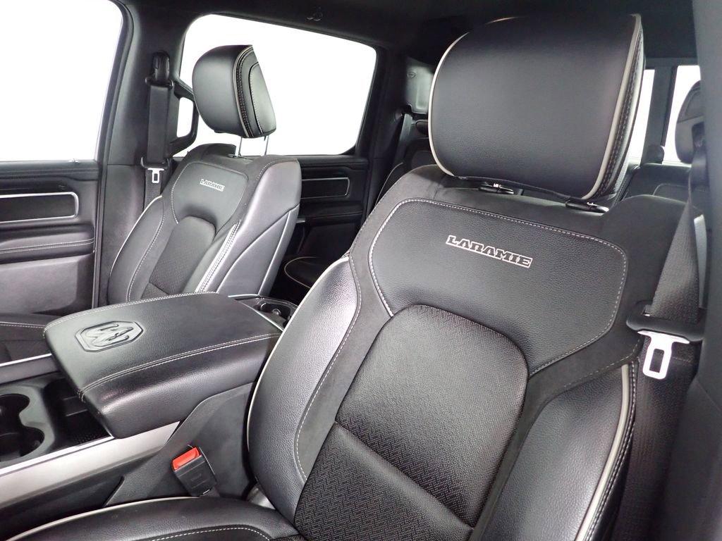 Used 2022 RAM 1500 Laramie w/ Sport Appearance Package AWD/4WD image 24