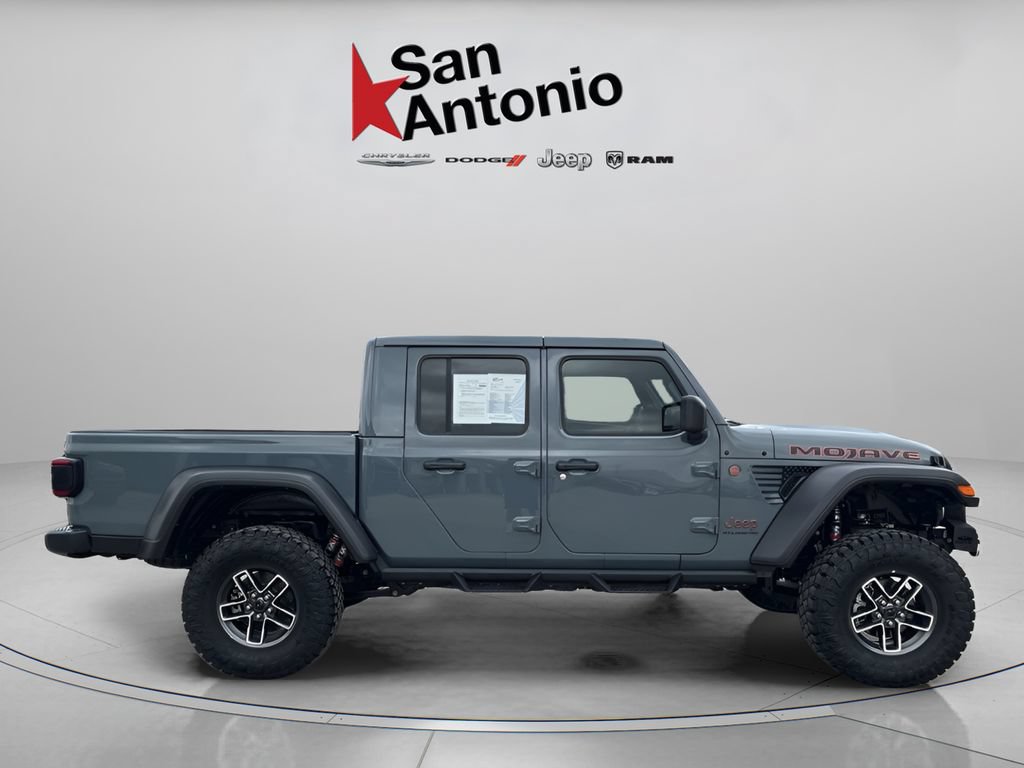 Certified 2025 Jeep Gladiator Mojave w/ Convenience Group AWD/4WD image 16