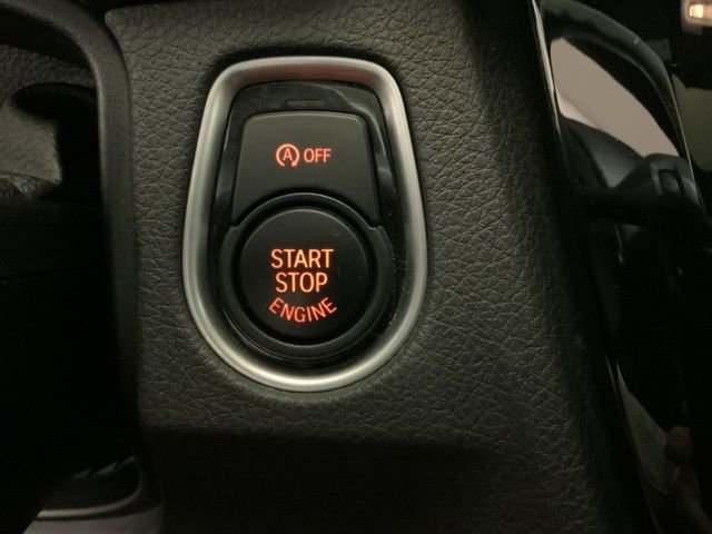 Used 2018 BMW 330i xDrive Sedan image 19