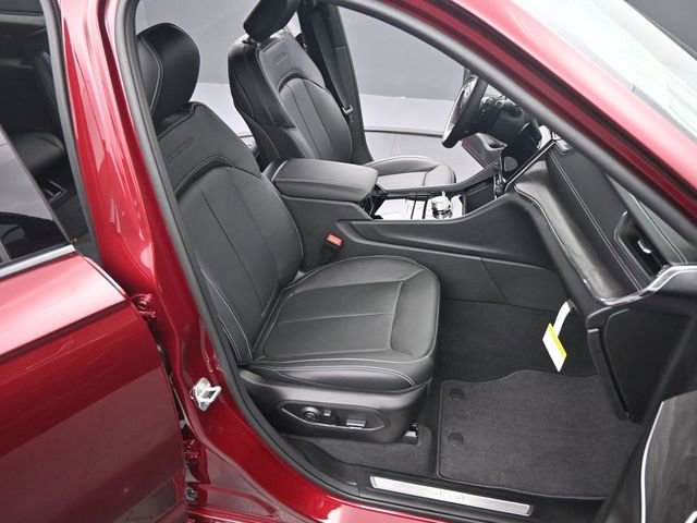 New 2025 Jeep Grand Cherokee L Overland w/ Trailer Tow Package image 21