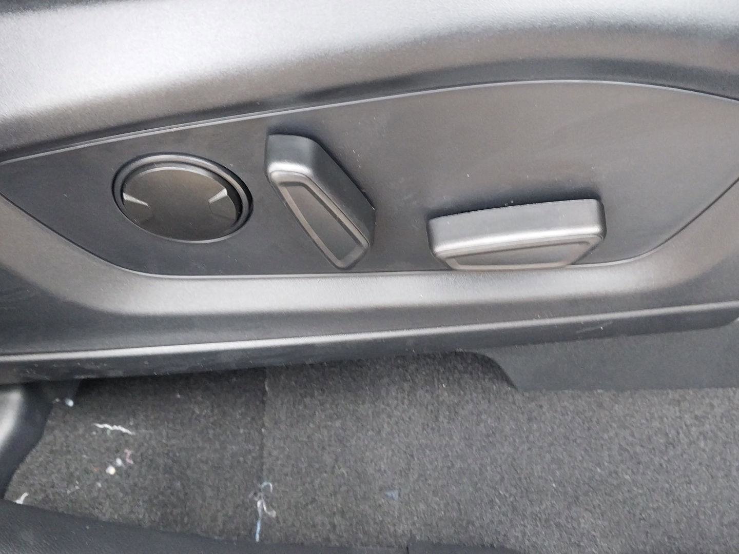 New 2026 Ford Explorer ST-Line image 19