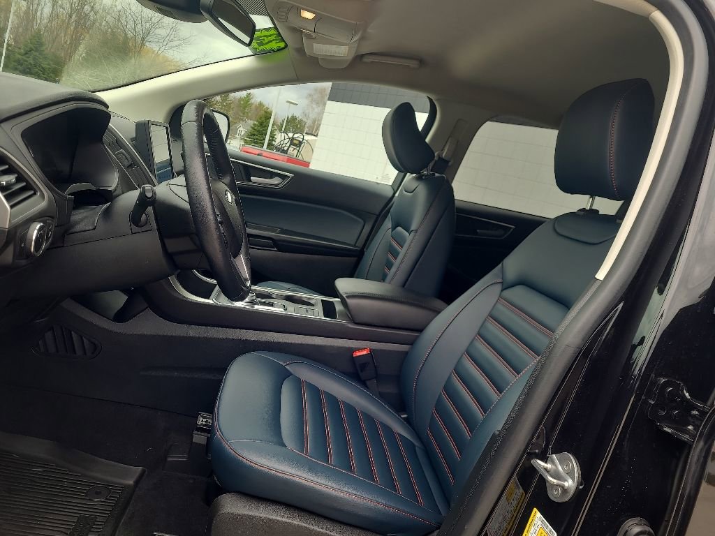 Used 2023 Ford Edge SEL w/ Sport Appearance Package AWD/4WD image 10