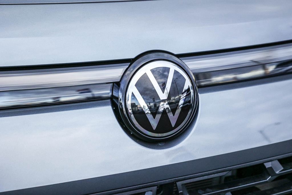 New 2026 Volkswagen Tiguan S image 14