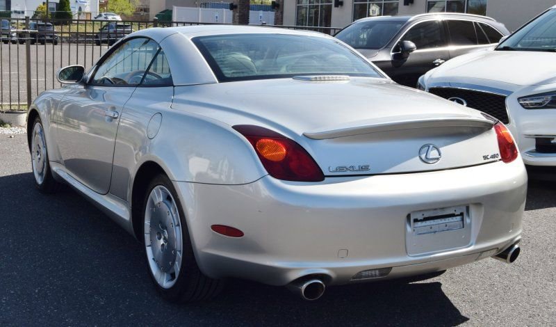 Used 2004 Lexus SC 430 Convertible image 16