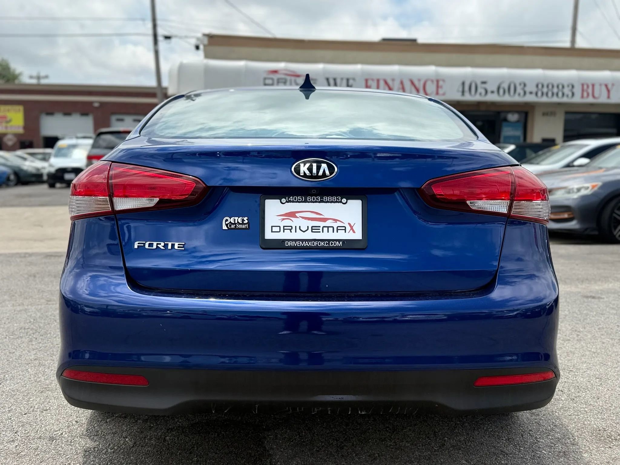 Used 2017 Kia Forte LX w/ LX Popular Package FWD image 5