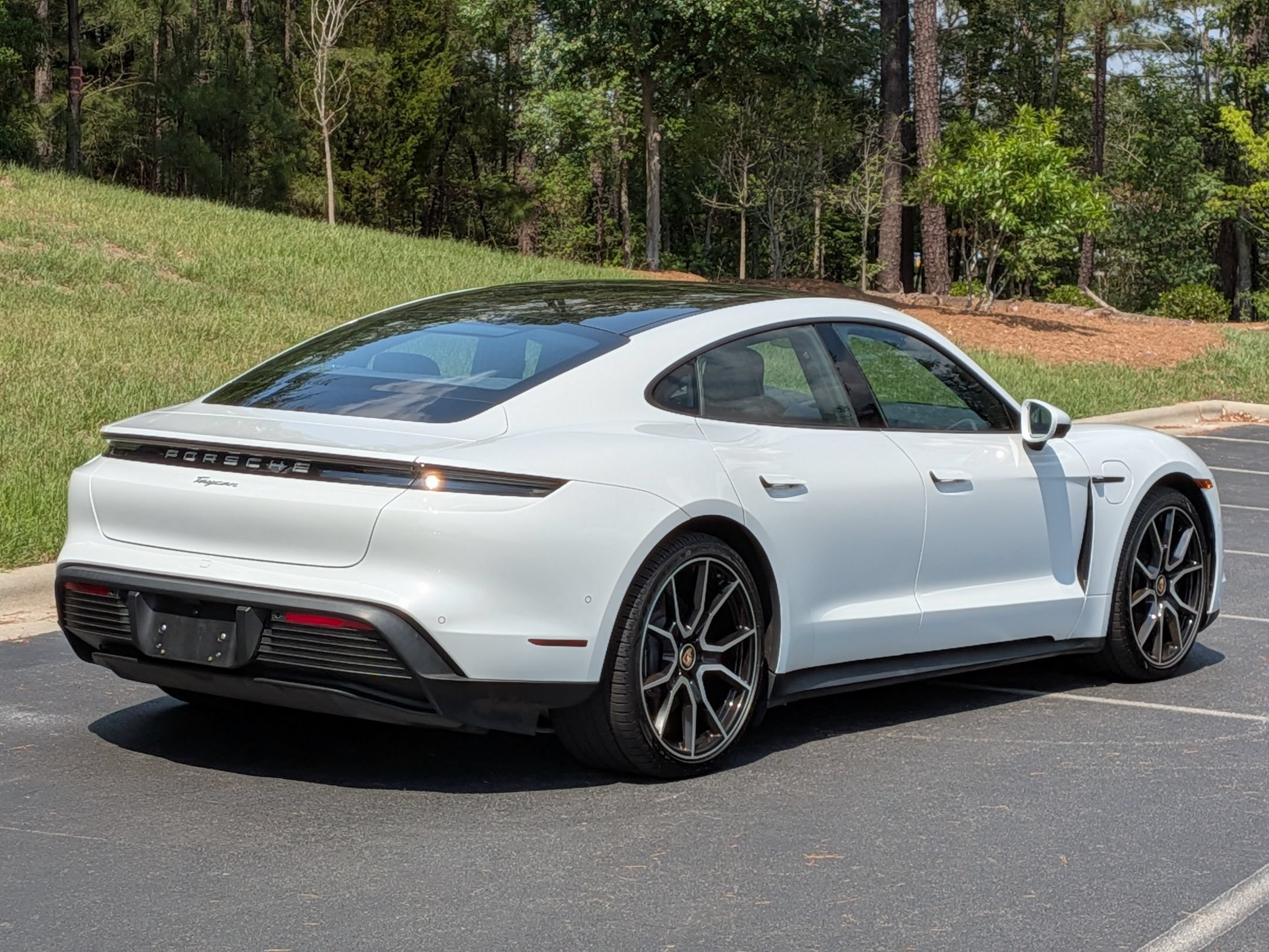 Certified 2023 Porsche Taycan RWD image 30