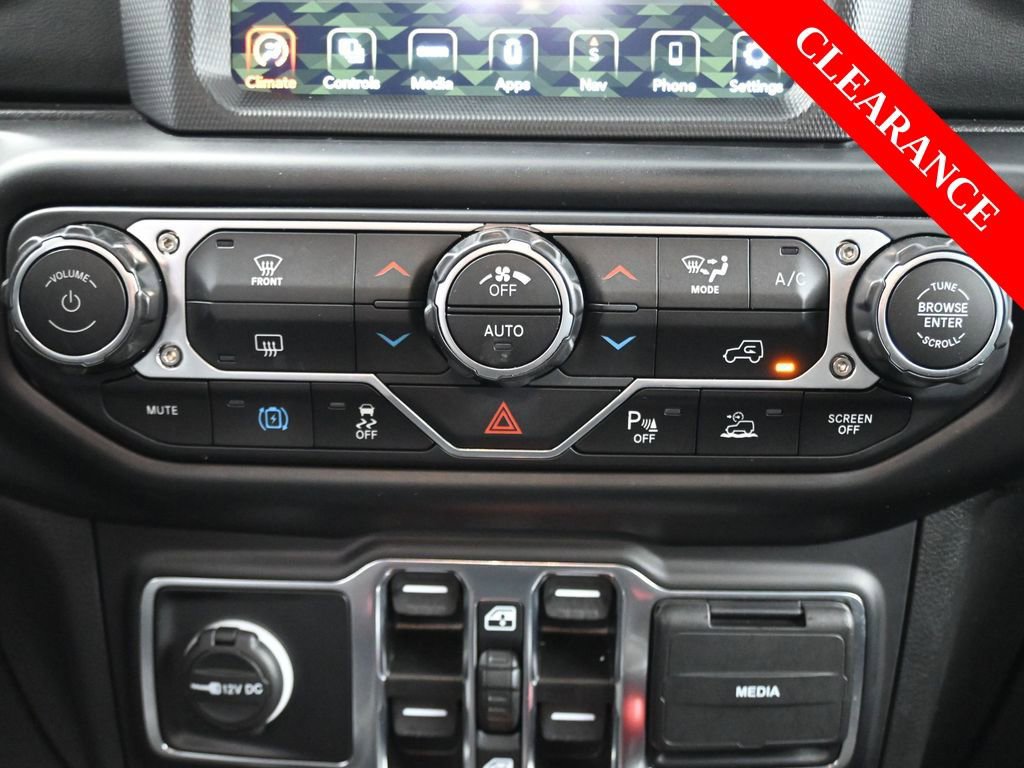 Used 2022 Jeep Wrangler Unlimited Sahara image 31