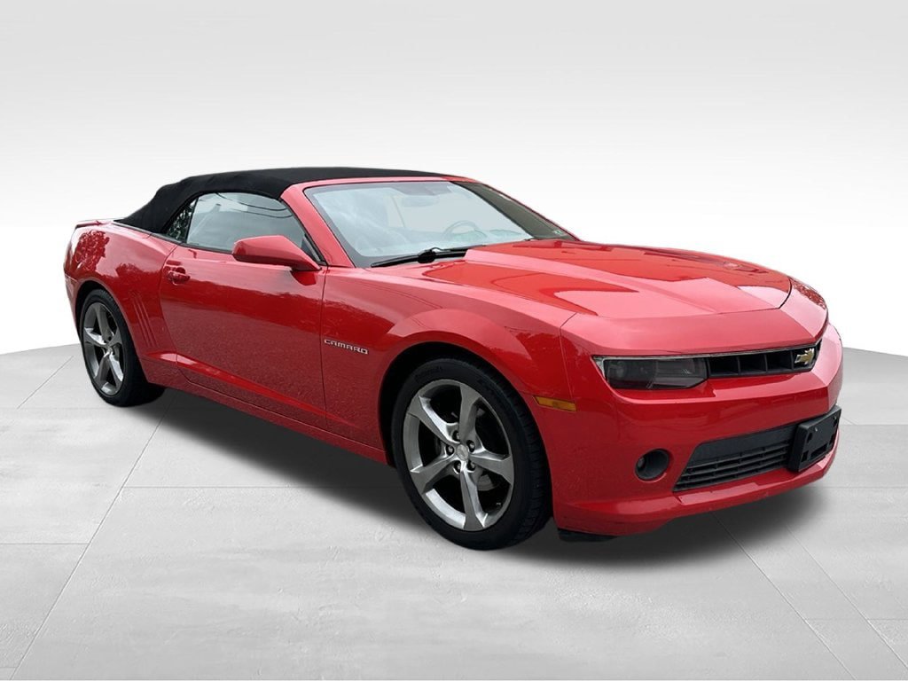 Used 2014 Chevrolet Camaro LT w/ RS Package RWD image 2