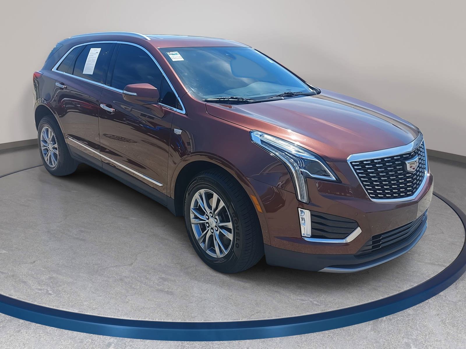 Used 2023 Cadillac XT5 Premium Luxury FWD image 3