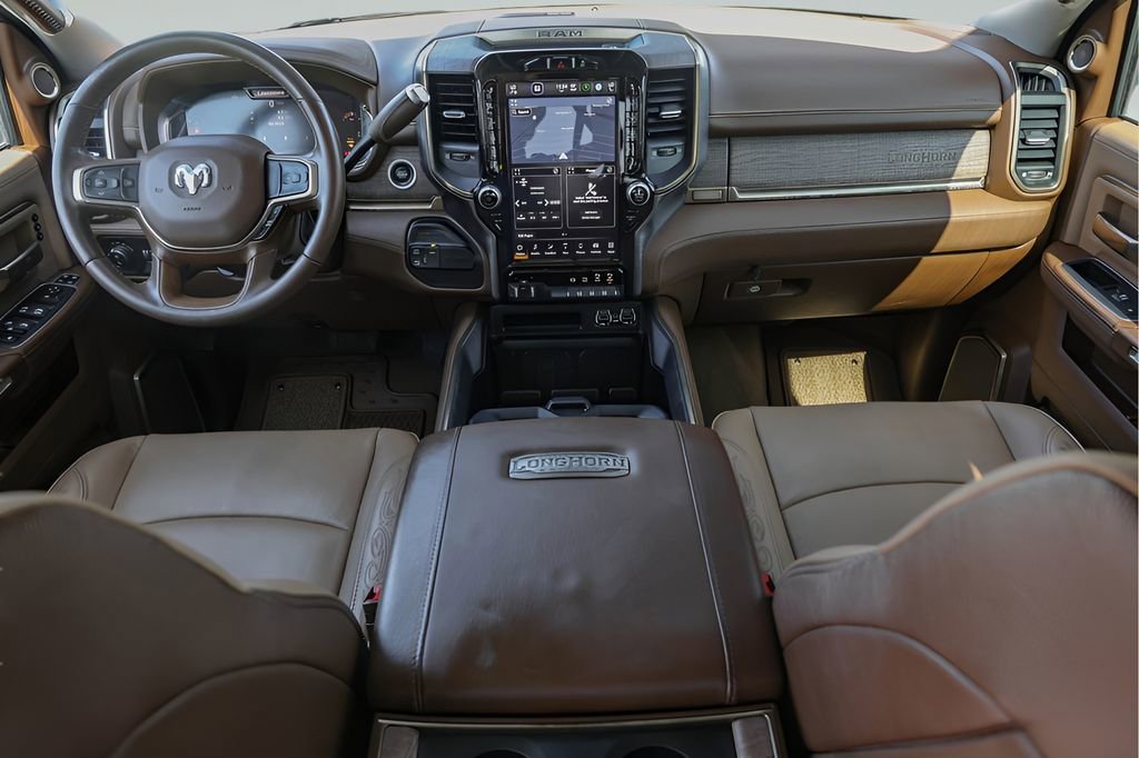 Used 2024 RAM 3500 Limited AWD/4WD image 28