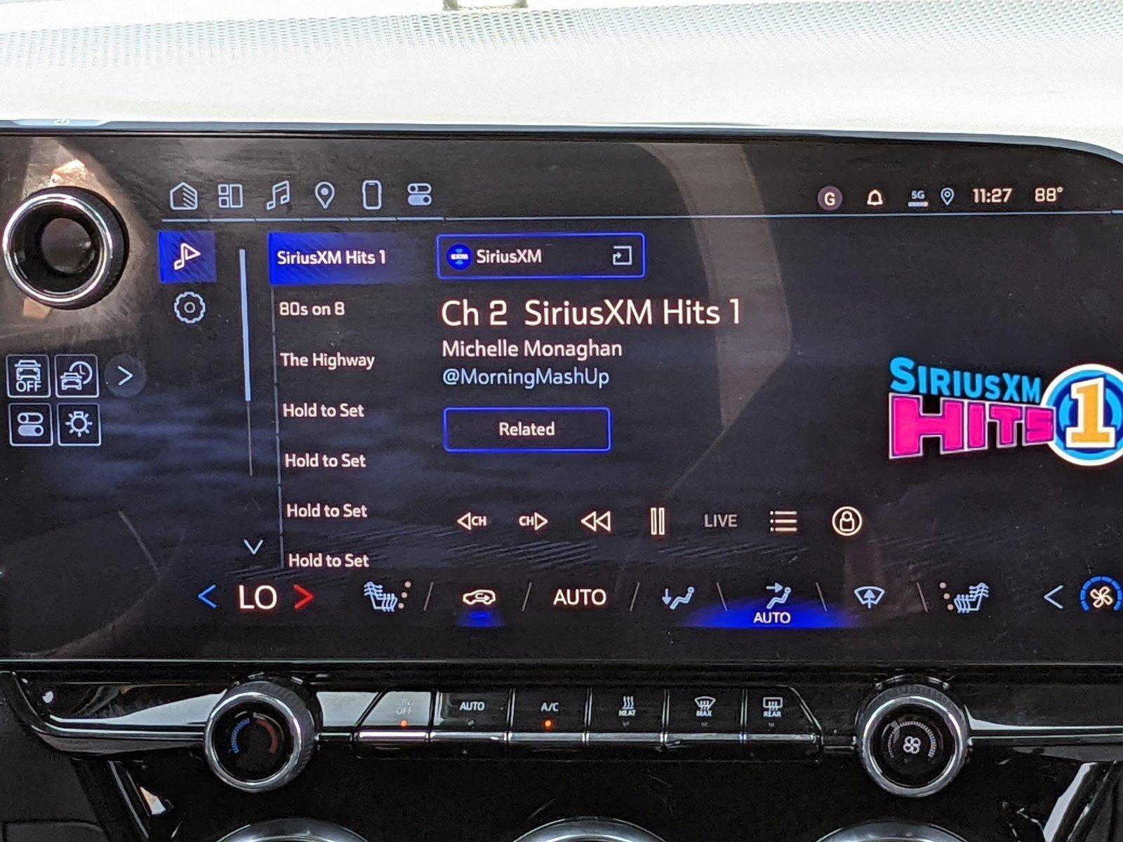 New 2025 Chevrolet Blazer EV LT AWD/4WD image 12
