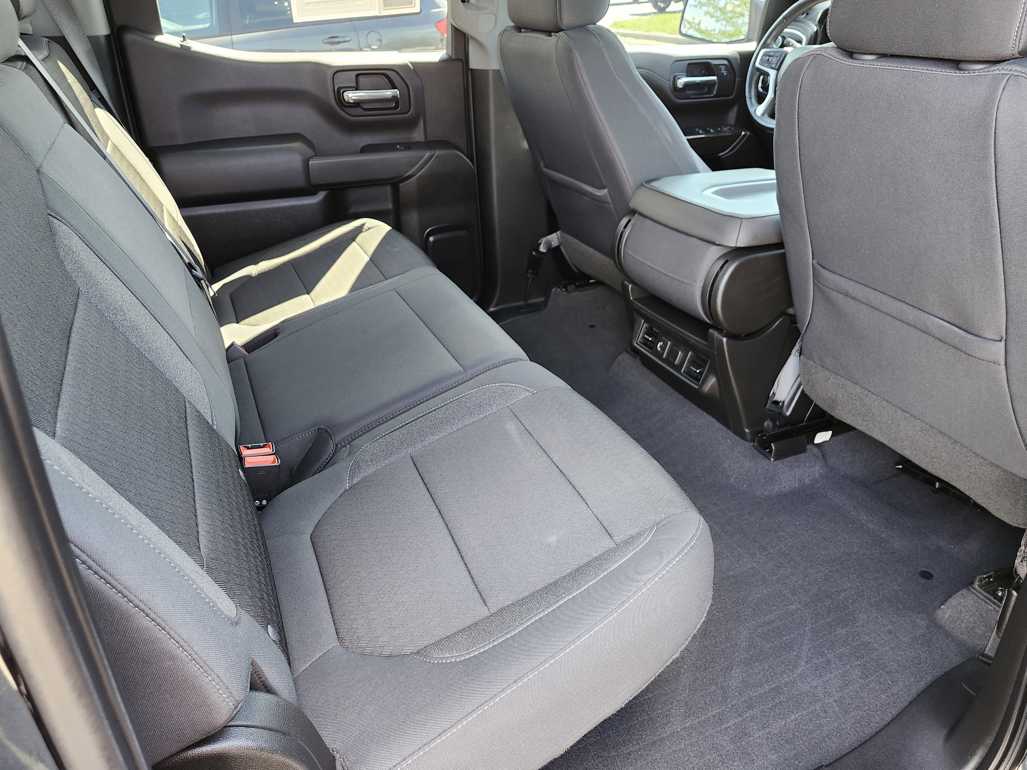 Used 2019 Chevrolet Silverado 1500 LT w/ All-Star Edition image 23