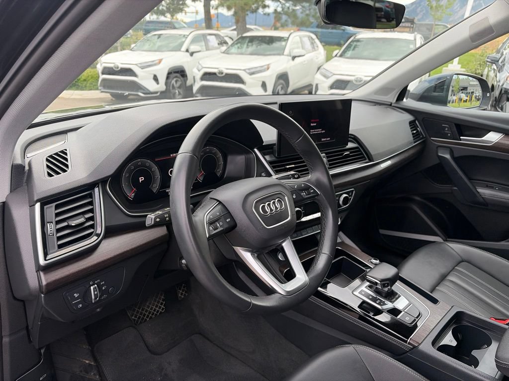 Used 2025 Audi Q5 2.0T Premium Plus w/ Premium Plus Package AWD/4WD image 26