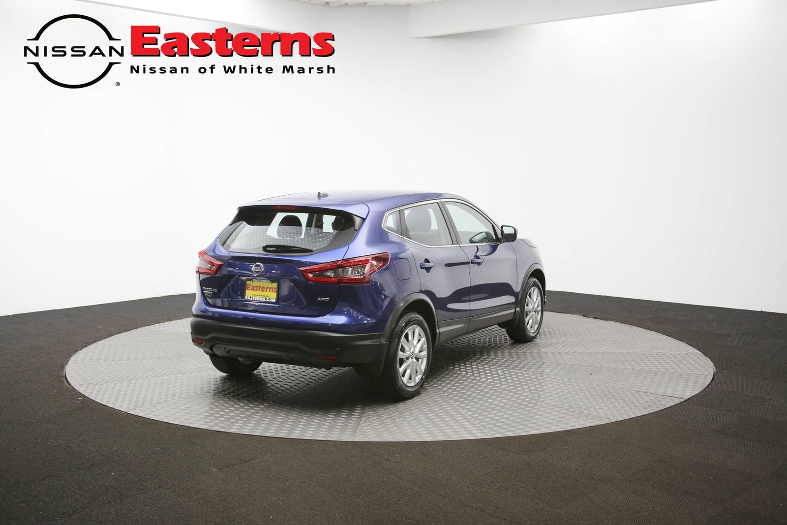 Used 2022 Nissan Rogue Sport S image 56