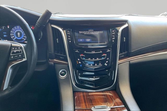 Used 2016 Cadillac Escalade 2WD image 9