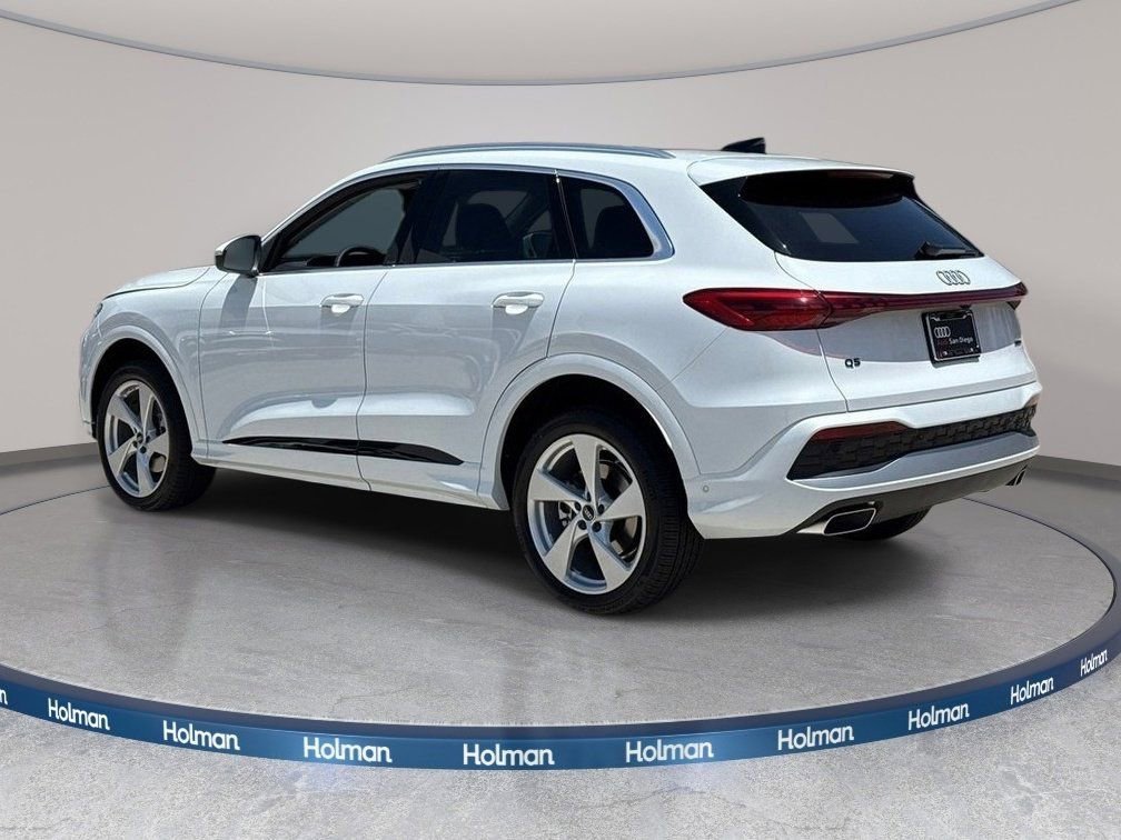 Certified 2025 Audi Q5 Premium w/ Premium Plus AWD/4WD image 5