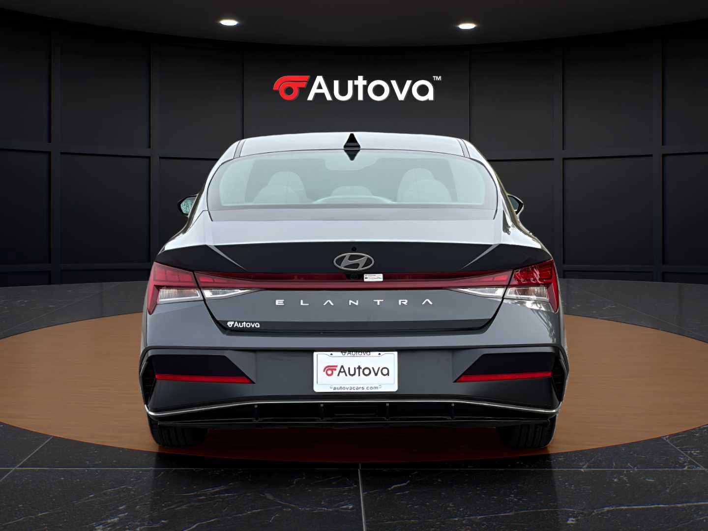 Used 2025 Hyundai Elantra SEL FWD image 4