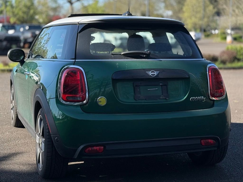 Used 2022 MINI Cooper SE image 3