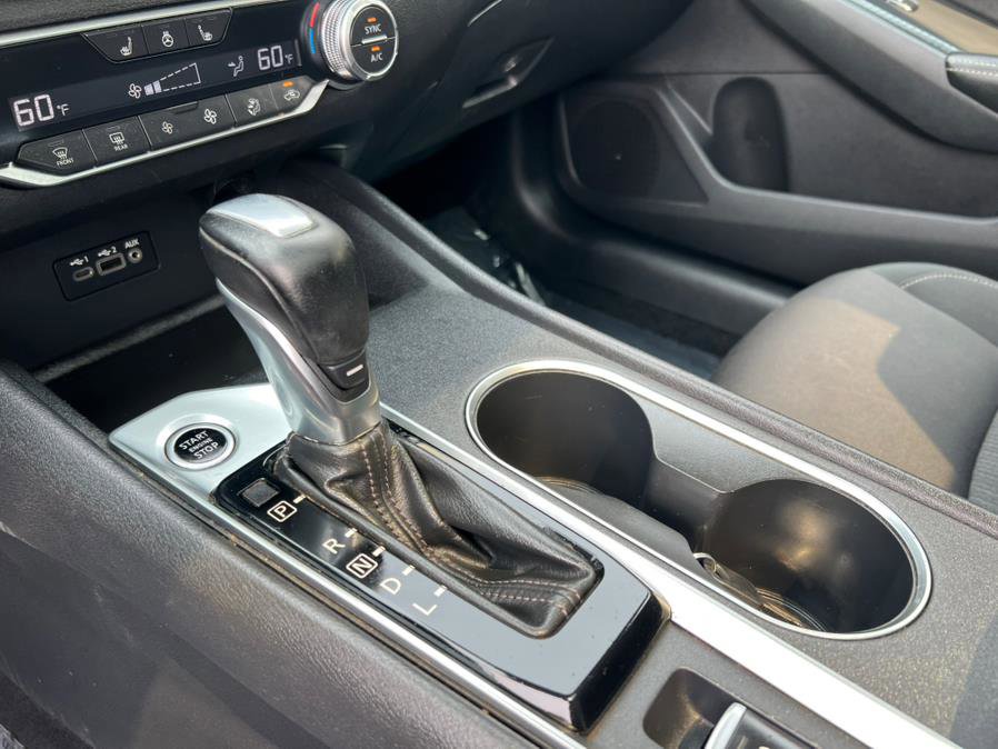 Used 2019 Nissan Altima 2.5 SV FWD image 12