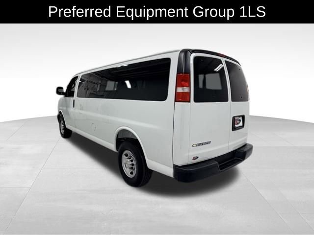 Certified 2025 Chevrolet Express 3500 LS RWD image 4