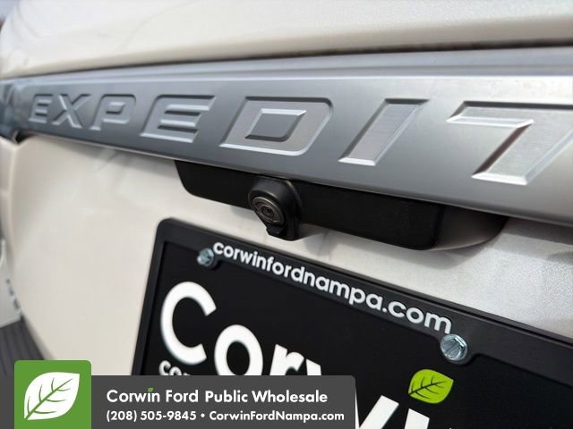 Used 2019 Ford Expedition Platinum image 11