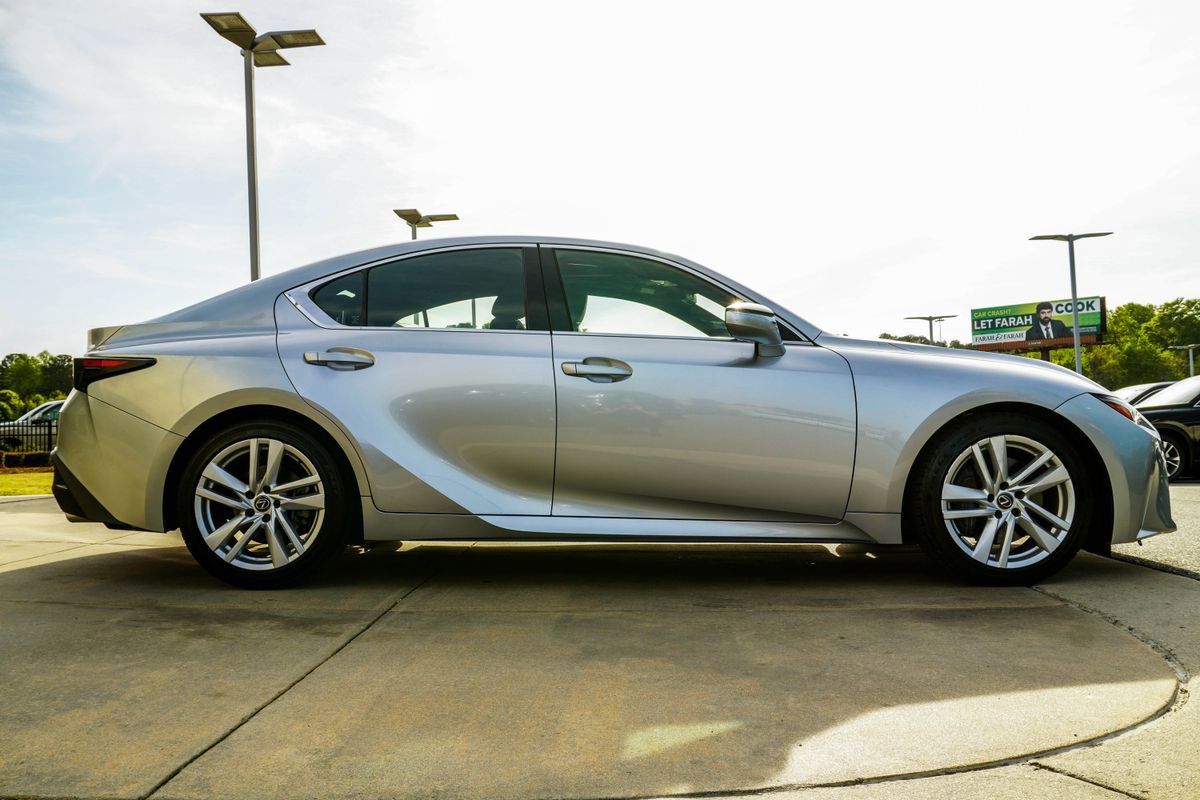 Used 2023 Lexus IS 300 w/ Comfort Package RWD image 6