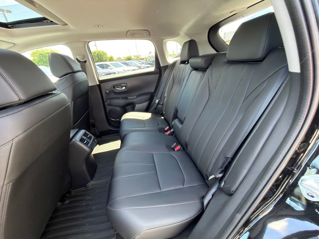 Certified 2025 Acura ADX AWD image 34