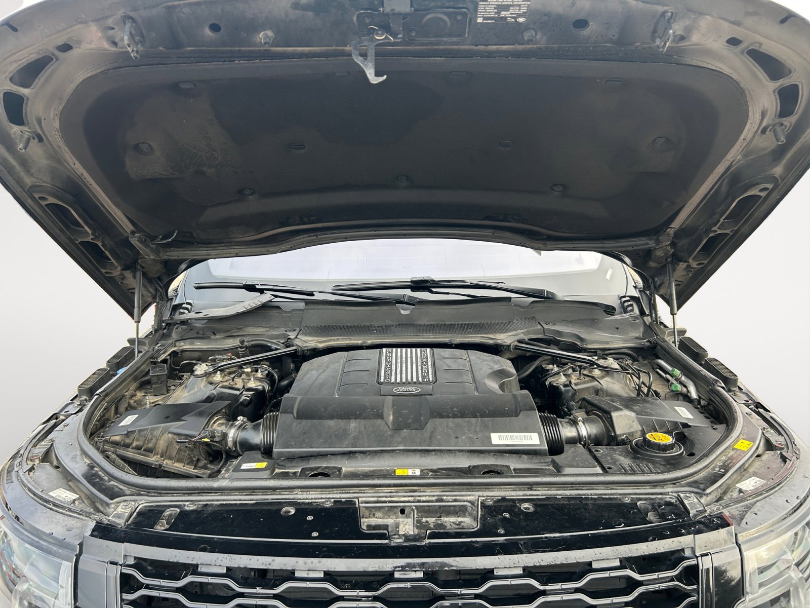 Used 2019 Land Rover Range Rover HSE image 31