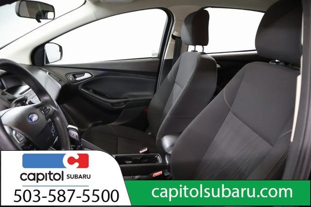 Used 2016 Ford Focus SE FWD image 13