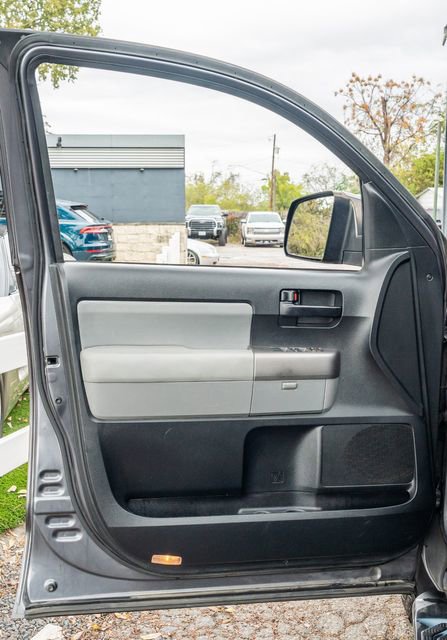 Used 2013 Toyota Sequoia SR5 image 17