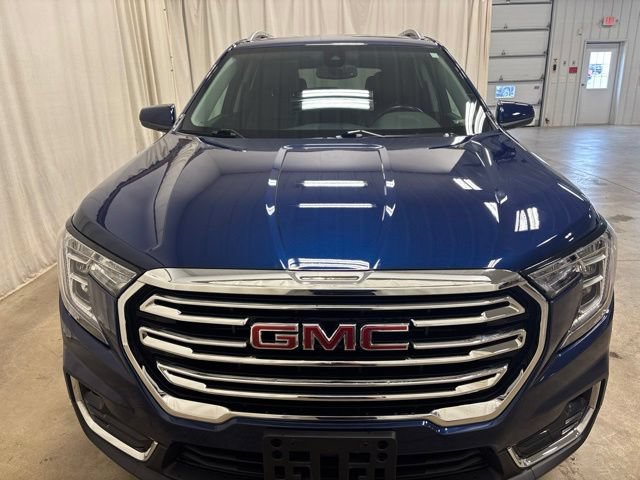 Used 2022 GMC Terrain SLT w/ Infotainment Package II AWD/4WD image 11
