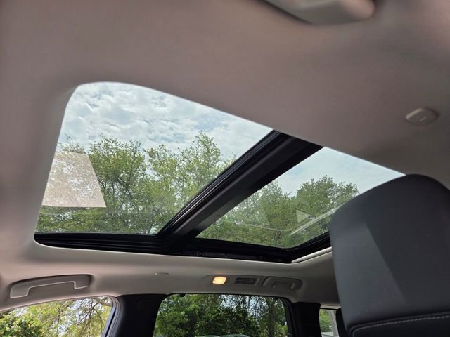 Certified 2025 INFINITI QX60 Luxe w/ Cargo Package FWD image 12