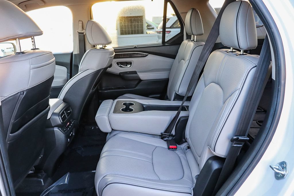 Used 2023 Honda Pilot Elite image 22