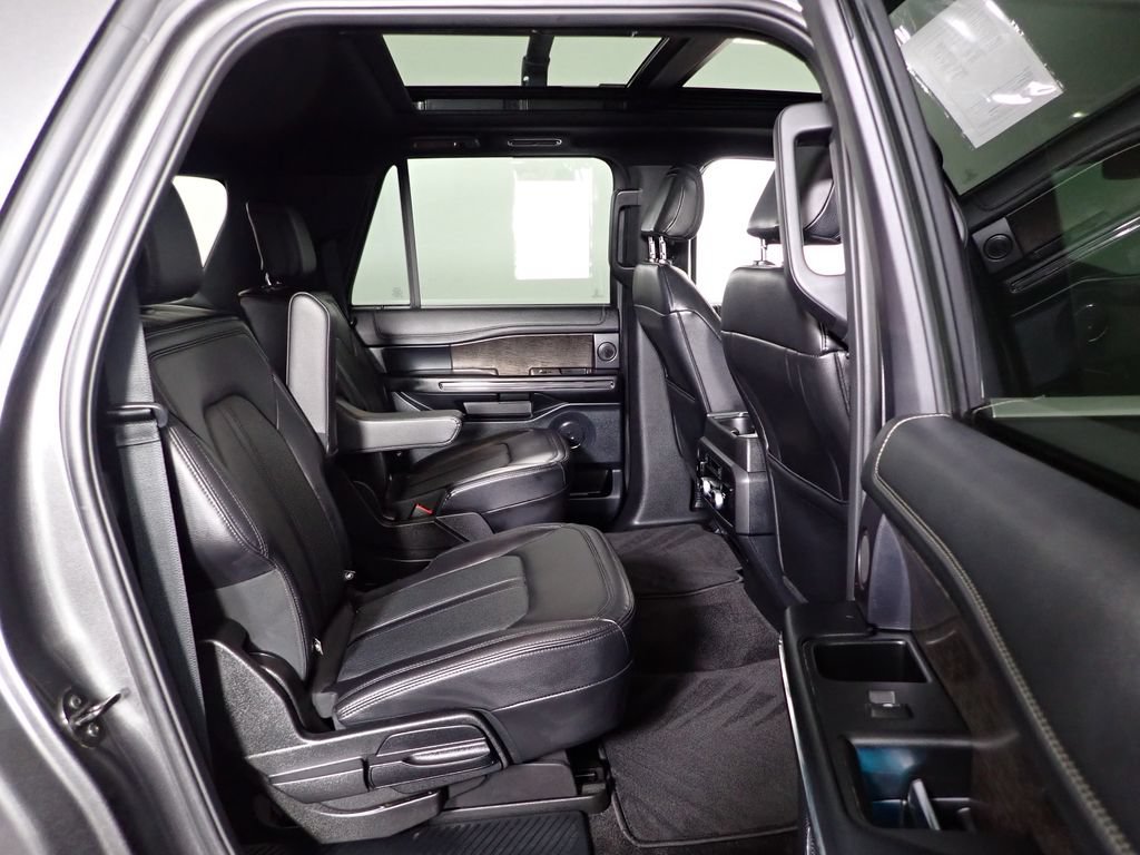 Used 2021 Ford Expedition Max Limited AWD/4WD image 37