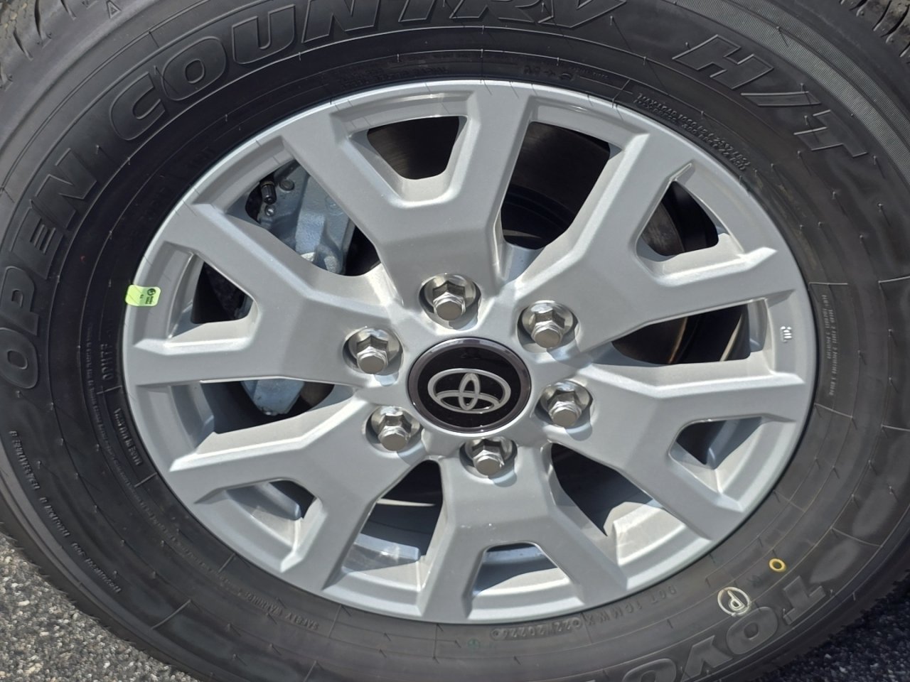 New 2026 Toyota Tacoma SR5 AWD/4WD image 8