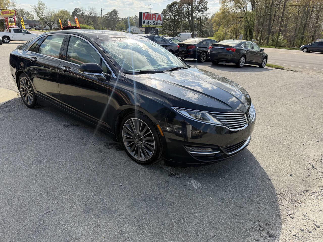 Used 2014 Lincoln MKZ image 8