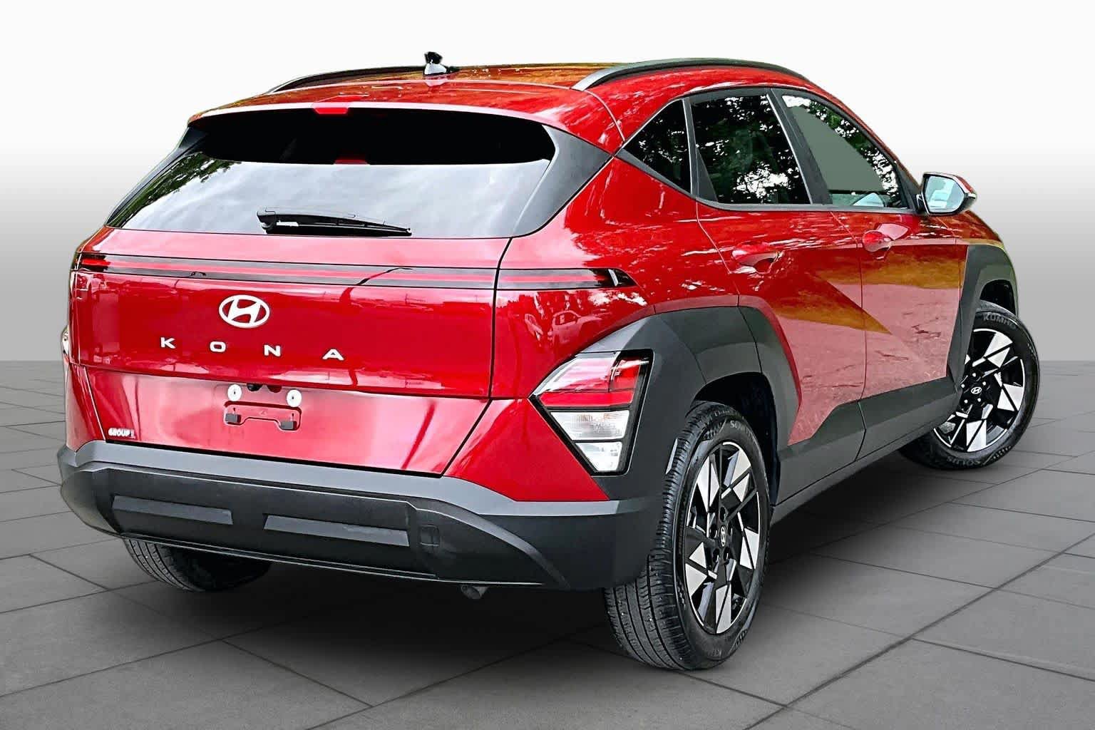 Used 2024 Hyundai Kona SEL FWD image 13