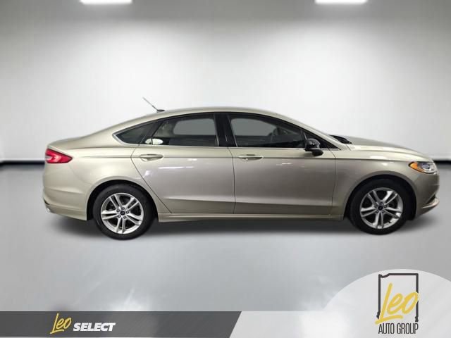 Used 2018 Ford Fusion SE image 5