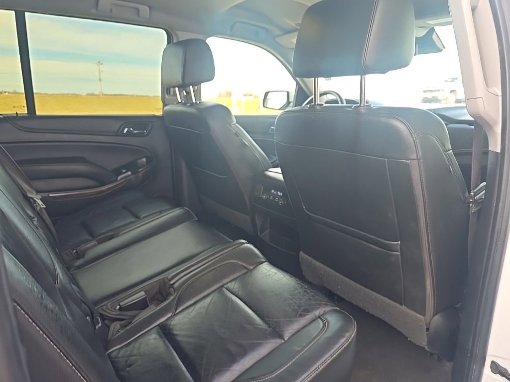 Used 2019 Chevrolet Suburban LT image 22