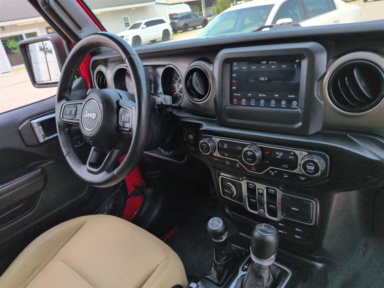 Used 2018 Jeep Wrangler Unlimited Sport S AWD/4WD image 33