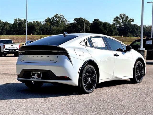 New 2026 Toyota Prius Plug-In Hybrid image 8