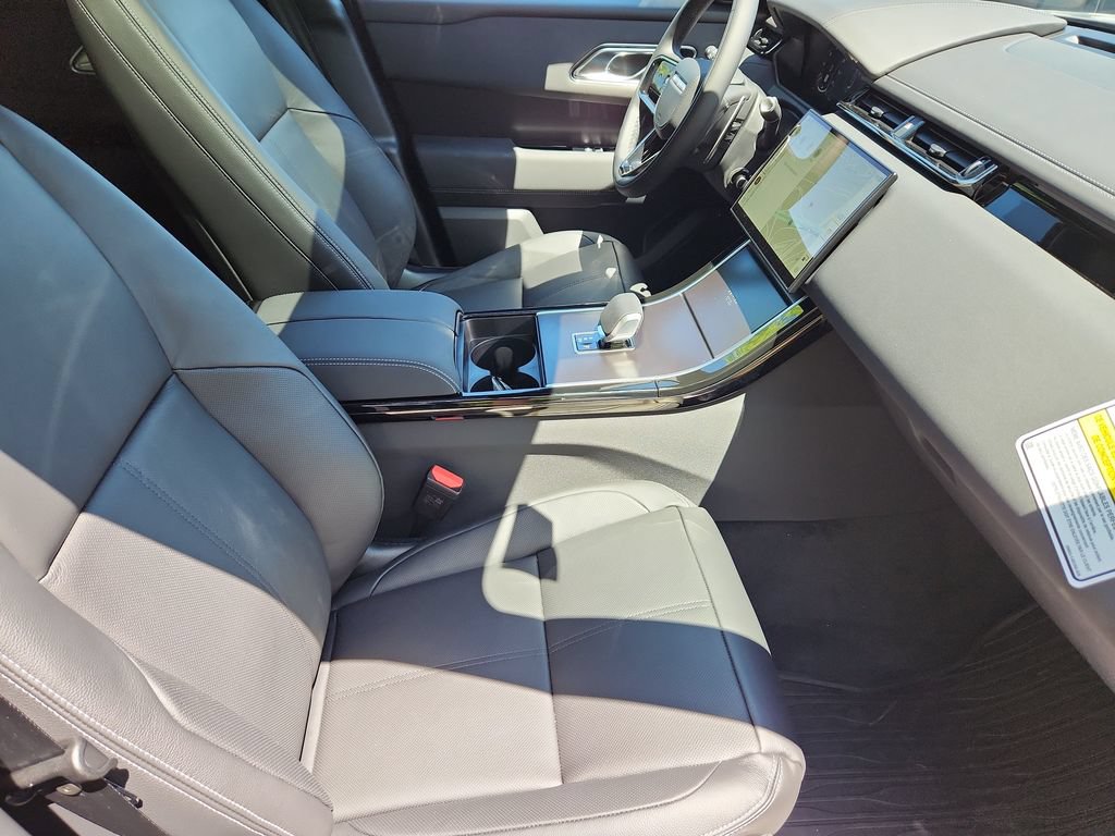 New 2026 Land Rover Range Rover Velar Belgravia AWD/4WD image 3